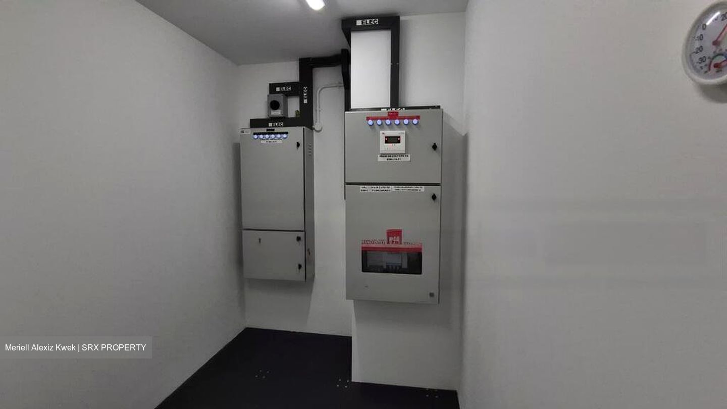 Skywaters Residences (D1), Office #487084541